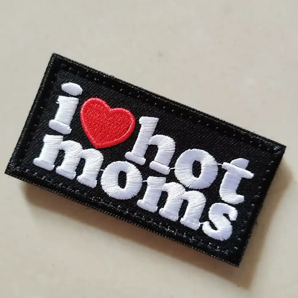 I LOVE HOT MOMS Novelty Embroidered Velcro Patch Badge